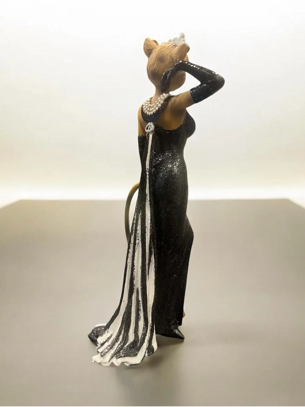 Margaret Le Van Alley CatsHollywood Katty GolightlyFigurine.